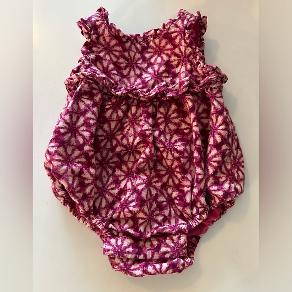 Baby Gap romper 0-3 months